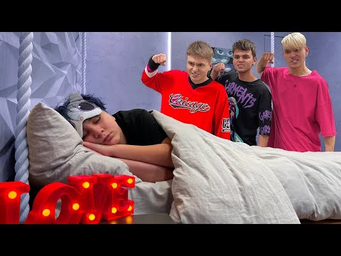 Видео: Kamil је имао ЛОШ САН! 🤪 Гатара у школи предвиђа судбину свих тинејџера | KiKiDo Campus Serbian