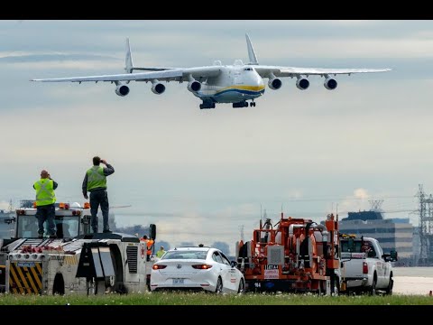 Видео: Ан-225 МРИЯ. Красивая посадка самого большого самолета в Канаде, Торонто. Видео из кабины экипажа.