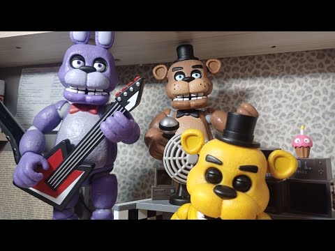 Видео: Обзор Больших Фнаф Фигурок От Фанко + Статуя Голоден Фредди