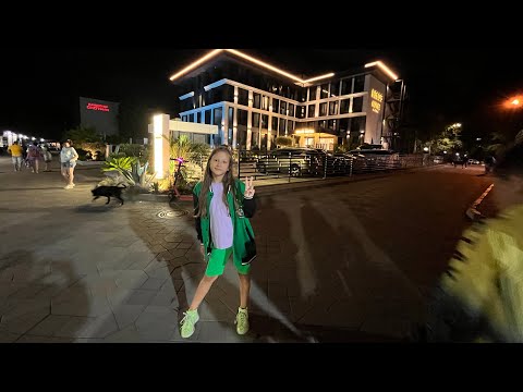 Видео: Влог ОТДЫХ В АДЛЕРЕ//ПЕРЕЕХАЛИ В ЦЕНТР.