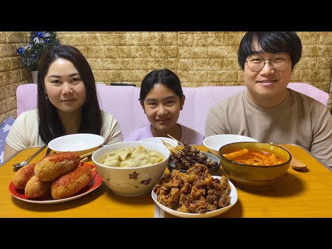 Видео: Mukbang/Корейская уличная еда/한국길거리음식/Korean street food/