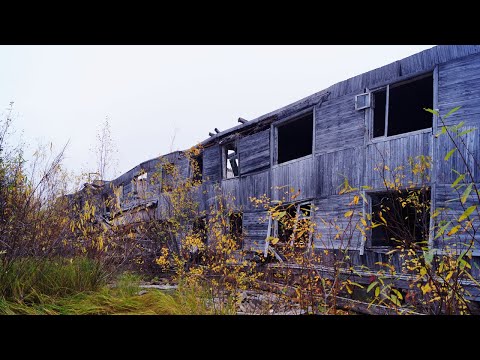 Видео: Бывшая исправительно-трудовая колония-поселение. ИТЛ. ИТК. Заброшенный посёлок в глухой тайге. Сталк