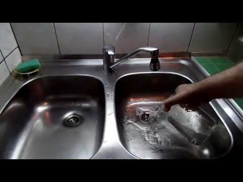 Видео: Как экономить воду в квартире насадка на смеситель миф и правда