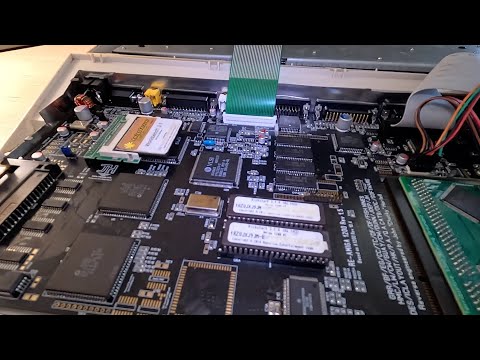 Видео: ReAmiga Clock Port, старая новая Амига