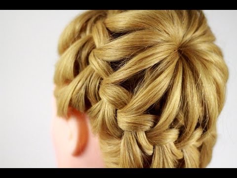 Видео: Делаем прическу паутинка / корона. Crown Braid