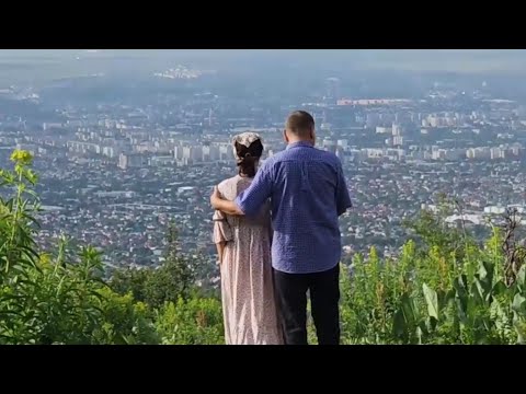 Видео: Он и Она. Клип на песню автора Елены Головановой.