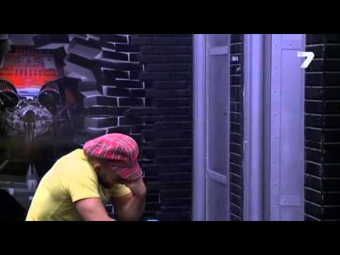 Видео: Къртицата 16.04.2014 част 2 от 5