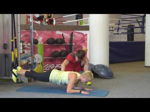 Видео: Петли TRX: круговая тренировка (Антон Шапочка, X-Fit PRO)