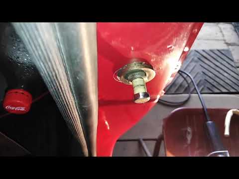 Видео: Доработка фиксатора замка двери.