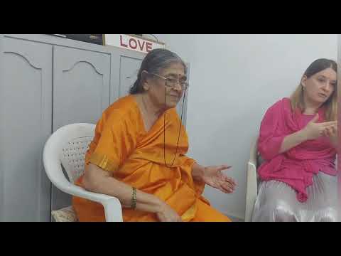 Видео: 41.Индия.Путтапарти.Беседа у Налини.