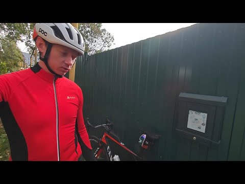 Видео: Осенью еду работать на шоссейном велосипеде 