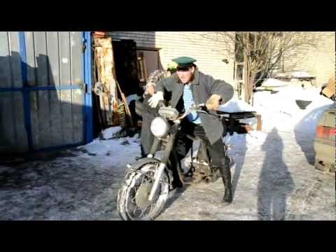 Видео: Павел Шестернёв и гр."Трактористы" - Дым над заводом