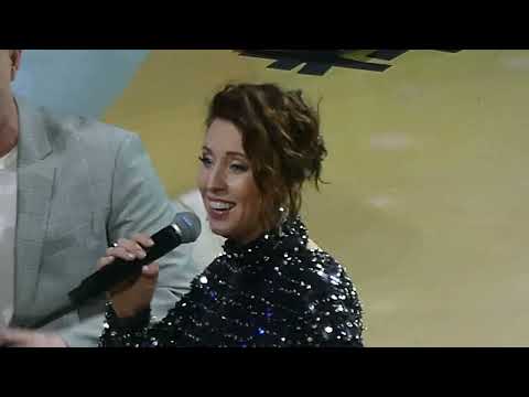 Видео: Виктор Рыбин, Наталья Сенчукова - В жизнь надо верить (Звезды дорожного радио, СПб, 01.12.2024)