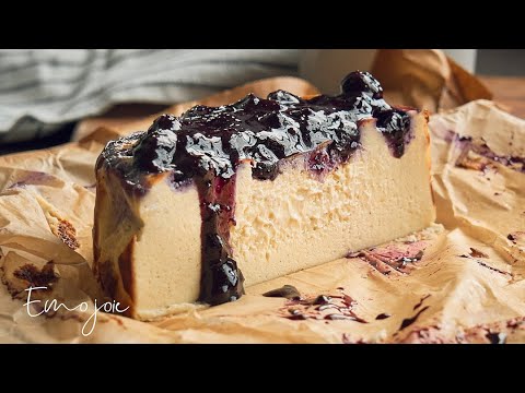 Видео: Blueberry Basque Cheesecake Чизкейк с черникой | Emojoie