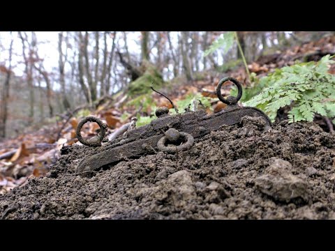 Видео: СТРАННО ! Склон просто усеян потеряшками...139.