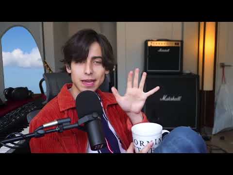 Видео: Перевод Эйдана #125 #aidangallagher @AidanGallagher  #aidangallagherfan