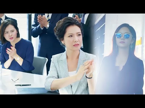 Видео: Золушка возвращается в образе известного дизайнера, смутившего на публике бывшую маму, круто!