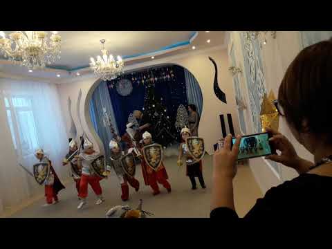 Видео: Танец в детском саду Богатырей