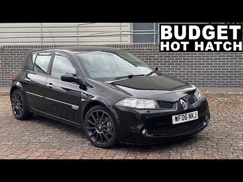 Видео: Посмотрите это, прежде чем покупать бюджетный горячий хэтч — обзор Renault Megan 225 2006 года