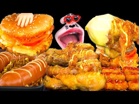 Видео: Бургер с макаронами и сыром, лапша с черной фасолью Kielbasa, курица-гриль ASMR Mukbang Eating Show!