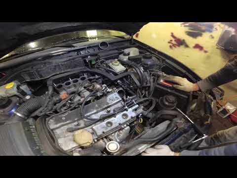 Видео: Замена регулятора холостого хода на Opel Astra F двигатель X16XEL