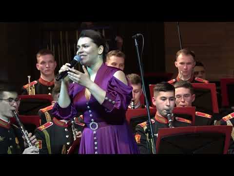 Видео: Музыка и слова В. Высоцкого  - "Так случилось - мужчины ушли"