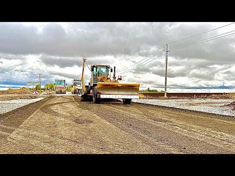 Видео: Работа на Автогрейдере. Из объекта на объект.