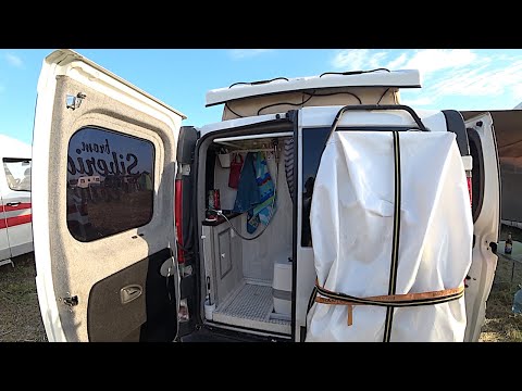 Видео: ЛУЧШИЙ МИНИ АВТОДОМ САМОДЕЛКА со ВСЕМИ УДОБСТВАМИ на Globe RUS road event 2021