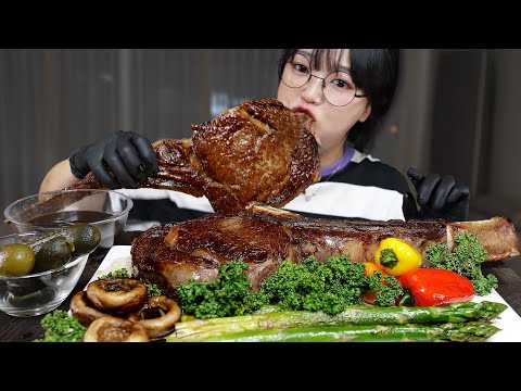 Видео: Очень сочный стейк Томагавк🍖Mukbang Asmr