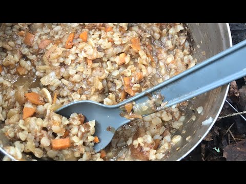 Видео: МУКБАНГ. В моем рюкзаке сало и спички и каши 10 кило.