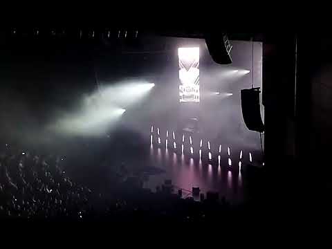 Видео: Шаман# начало# ТыМоя# КрокусСитиХолл# Москва# 10.03.2024