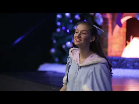 Видео: Рождественский спектакль "Новый год в Стране Чудес"