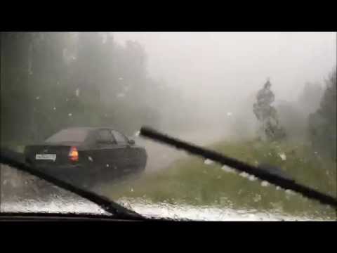 Видео: В самом эпицентре грозы