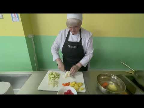 Видео: Приготування страв з тушкованих овочів. КВПУШПМ, Ніна Вітвіцька