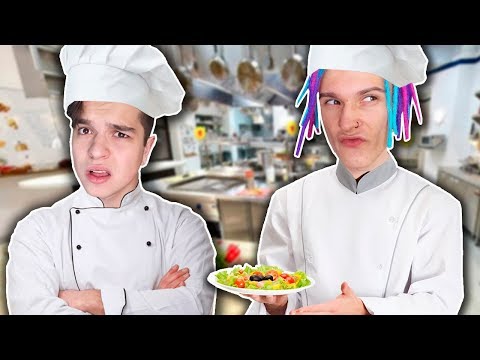 Видео: ИГОРЬ И ЖЕКА ПРЕВРАТИЛИСЬ В СУМАСШЕДШИХ ПОВАРОВ?! Overcooked 2