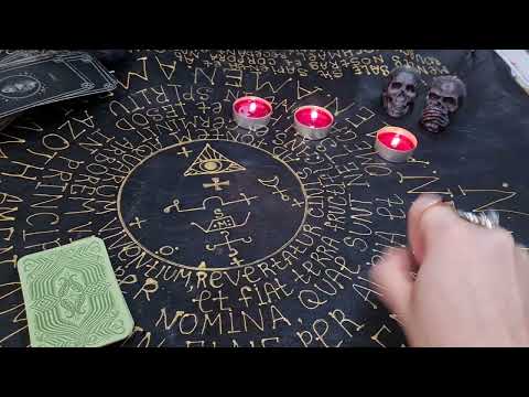 Видео: ЛЯРВЫ И СУЩНОСТИ ПРИ АНОРЕКСИИ, БУЛИМИИ И ОЖИРЕНИИ? Есть ли такое? Ведьмовская копилка