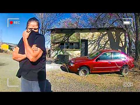 Видео: Серийный убийца прячет тела в брошенном автомобиле