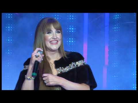 Видео: Кристина   Попурри Алла Голос 12