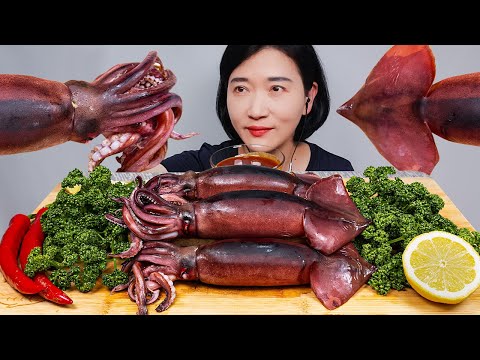 Видео: КАЛЬМАРЫ НА ПАРУ ASMR ЗВУКИ ПОЕДАНИЯ МУКБАНГА  | NAJIN