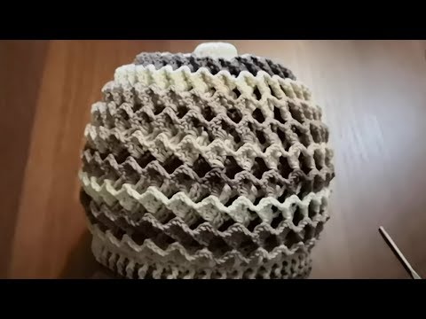 Видео: Шапочка с эффектом 3Д, шапка крючком.