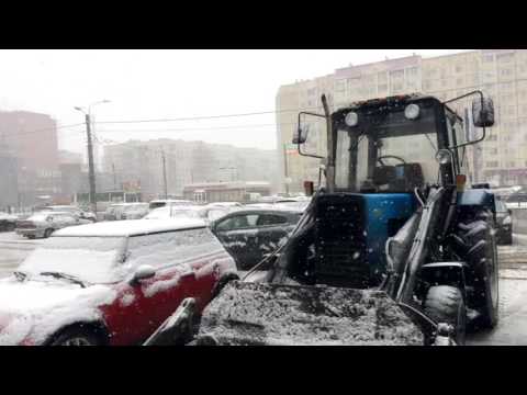 Видео: Петербург глазами пАнаехавших