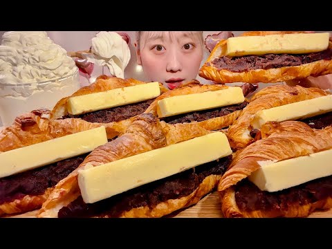 Видео: ASMR круассан с маслом【русские субтитры】【Mukbang/ Eating Sounds】