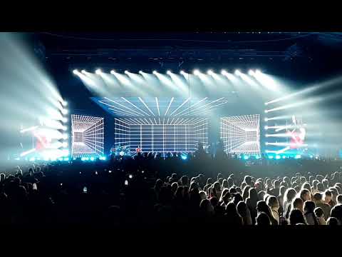 Видео: DOROFEEVA "Спитай у чата джипіті" (Палац Спорту 12 04 25)