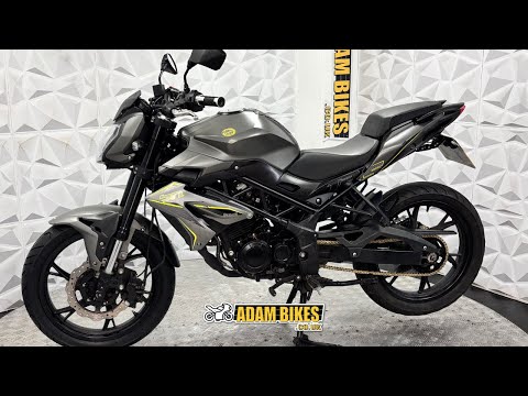 Видео: Бенелли BN125 2023 года | WWW.ADAMBIKES.CO.UK