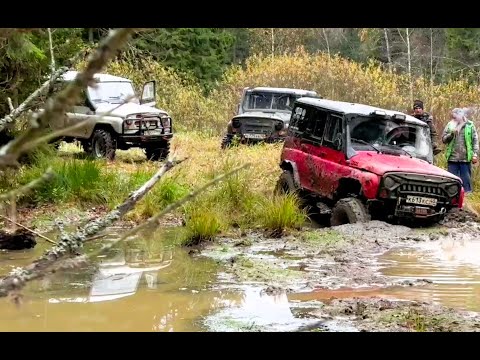Видео: Off-road нашли немного грязи Уазы Нива и Suzuki Escudo