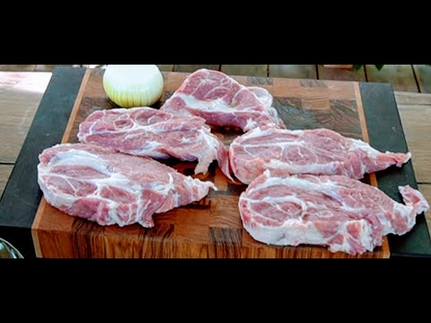 Видео: Шашлык из свиной шеи, жарим на шампурах самокрутах, ленивый шашлычник