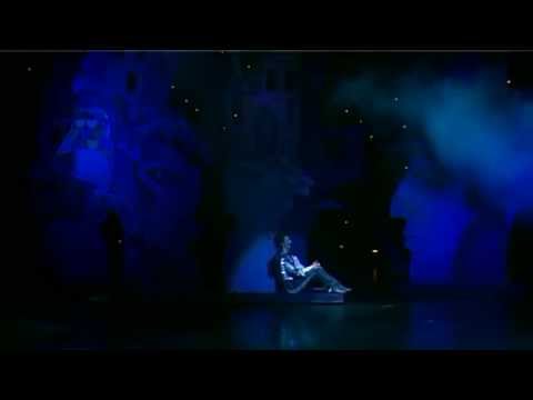 Видео: Антон Авдеев - Ария Лунного юноши - Мюзикл "Барон Мюнхгаузен"