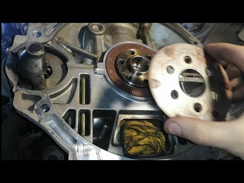 Видео: Toyota Corolla (1nz-fe) Замена Коренного И Лобового Сальников Коленвала...