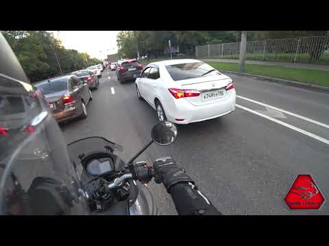 Видео: На мотоцикле в городе   веселье да и только