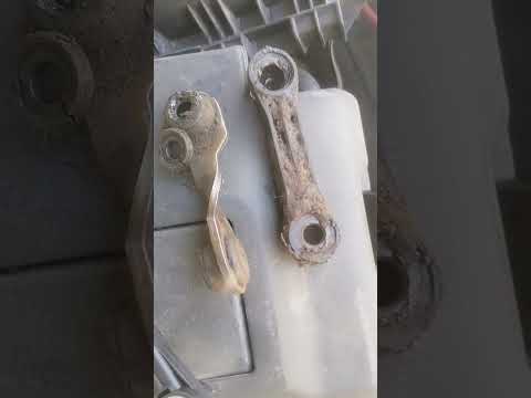 Видео: Не включается первая передача шкода октавия тур 1.6